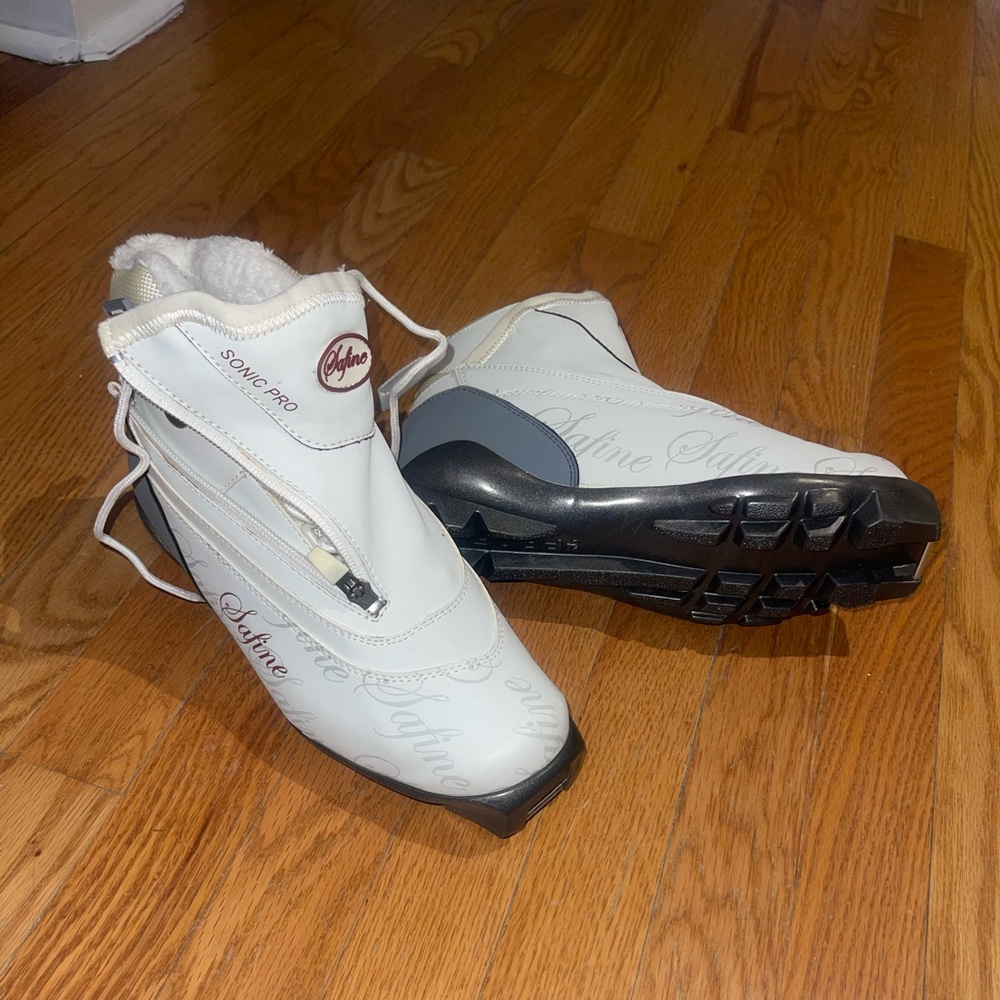 Safino Sonic pro skiing shoes
